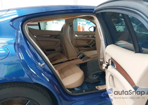 2012 Porsche Panamera 2/4 из США, поврежденный, VIN WP0AA2A75CL013158